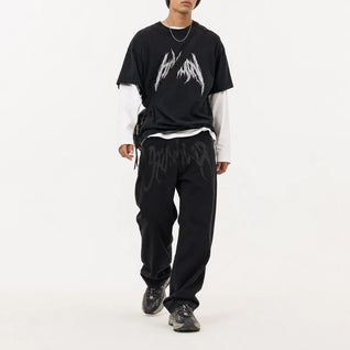Loose Fit Graffiti Jeans